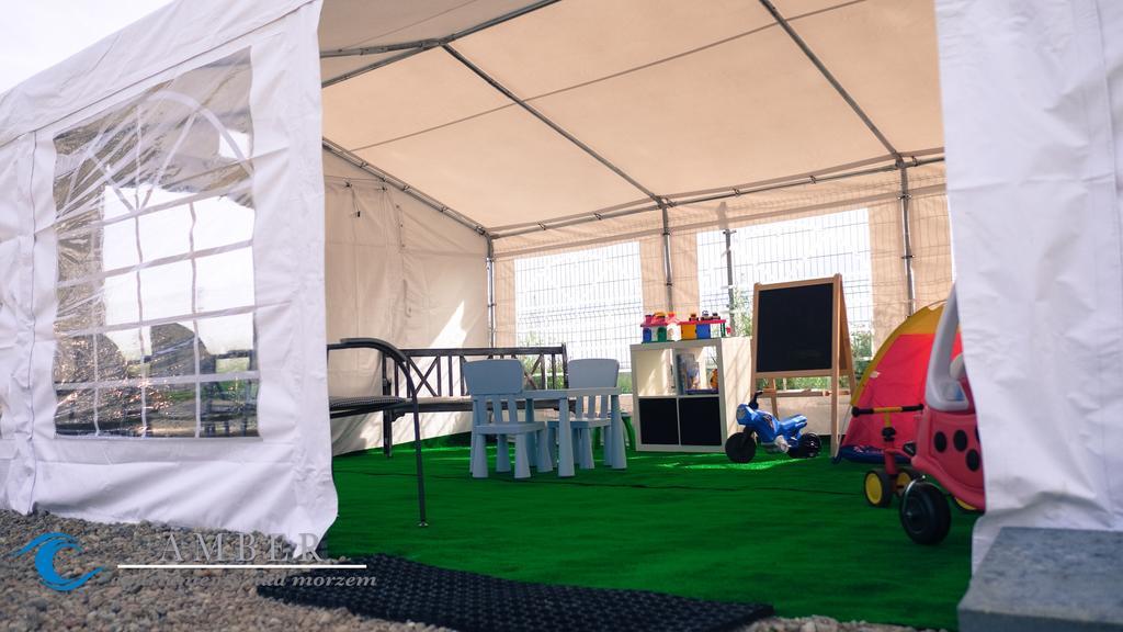 Amber Apartamenty Darlowko Buitenkant foto